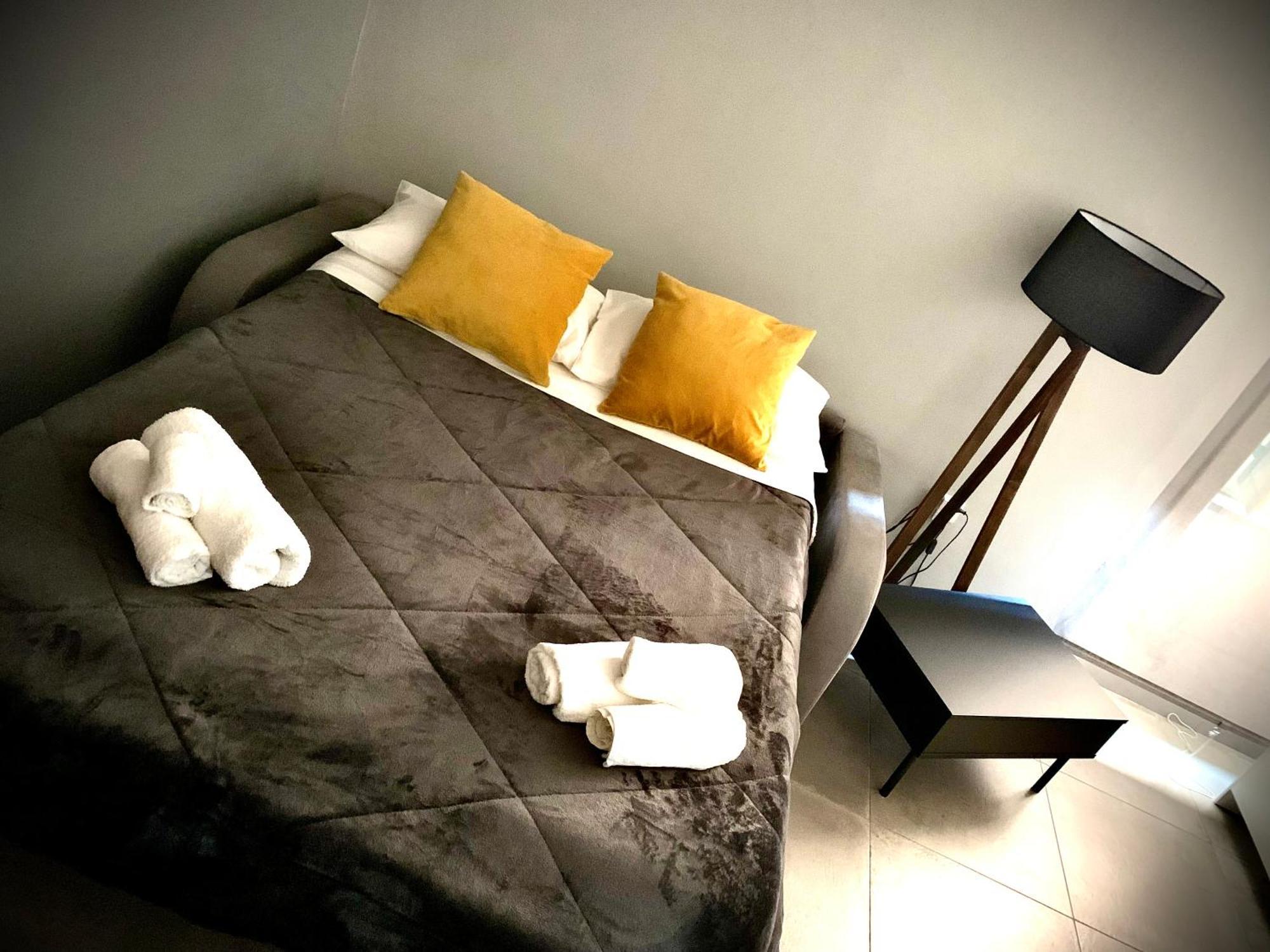 Casa Citro Apartment Salerno Luaran gambar